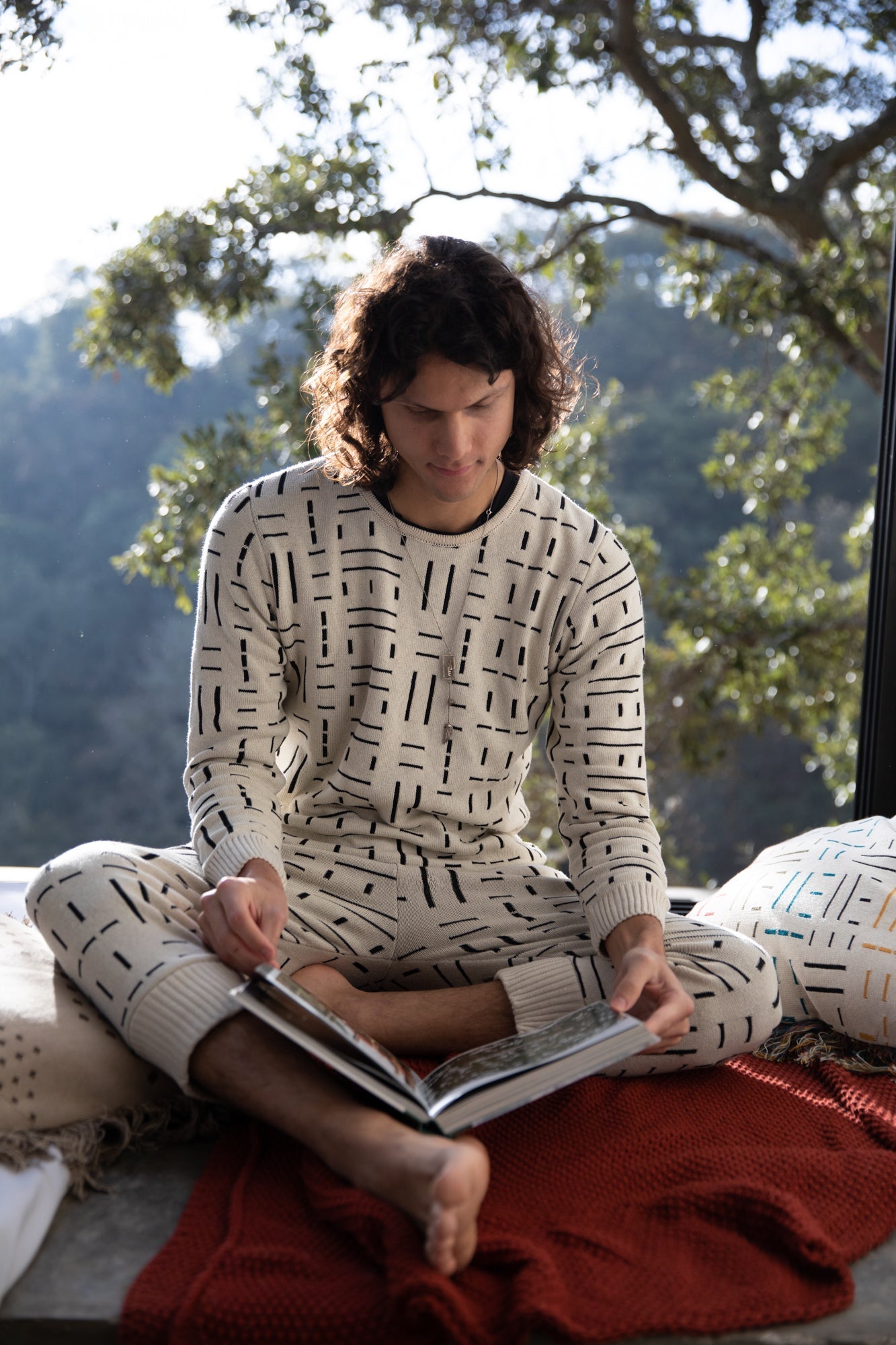 Tenoch Ash & Black Lounge Sweater