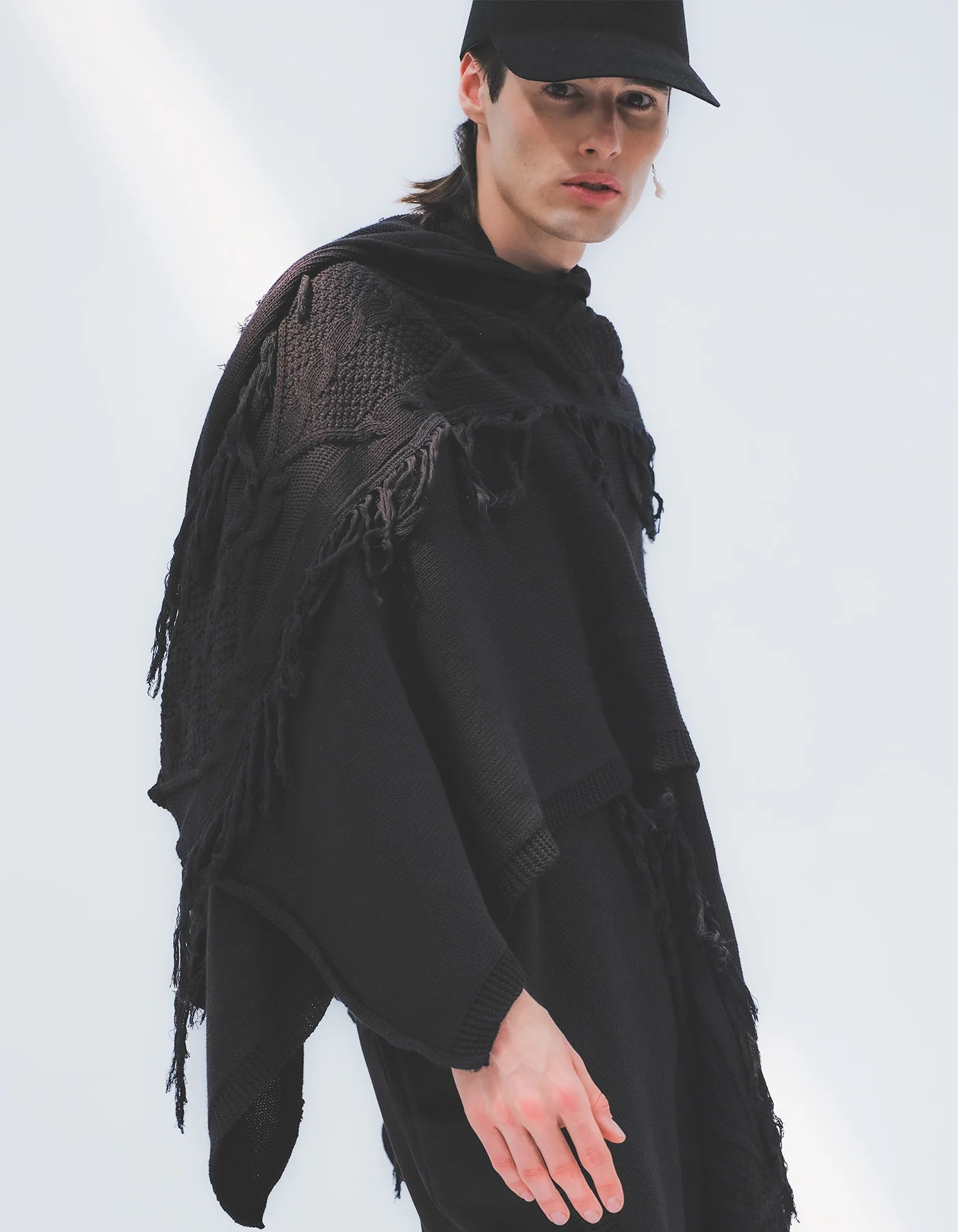 Eclipse Cape Poncho - Espiritu