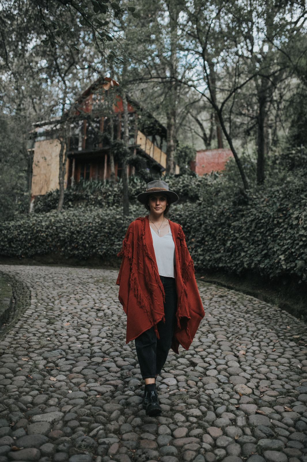 Ember Cape Poncho - Espiritu