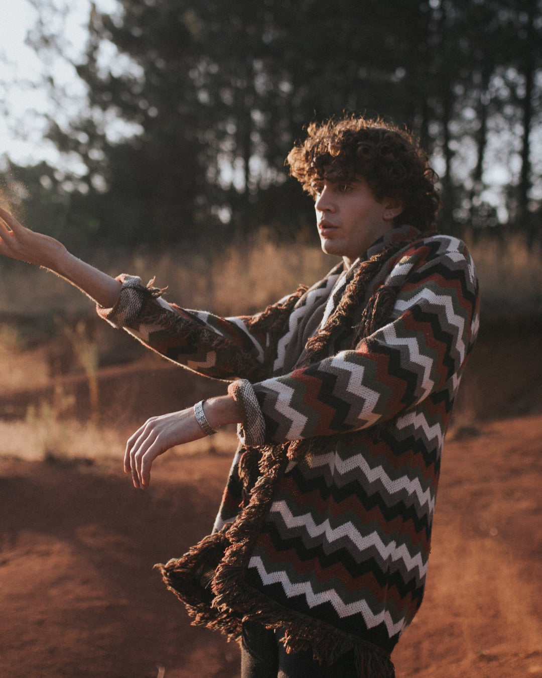 Magma V-Neck Heritage Cardigan - Espiritu