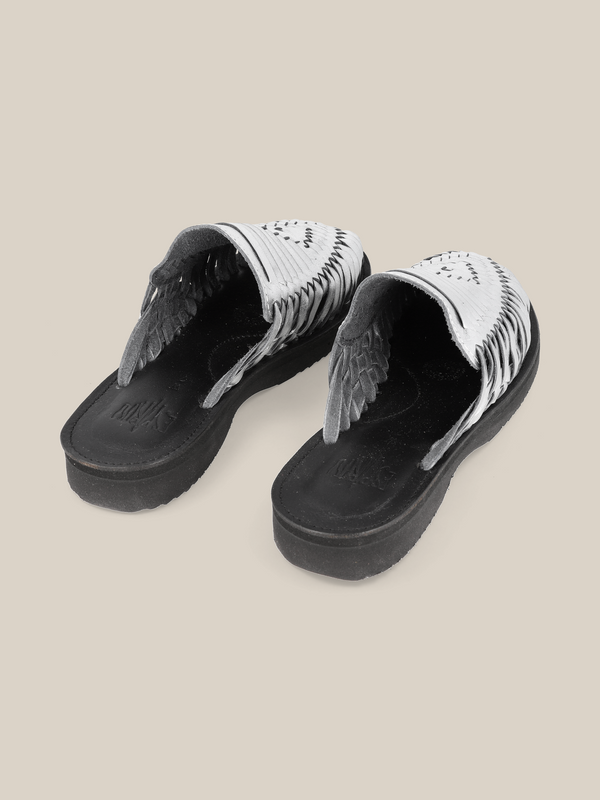 Plata Slip Ons - Women 2.0 - Espiritu